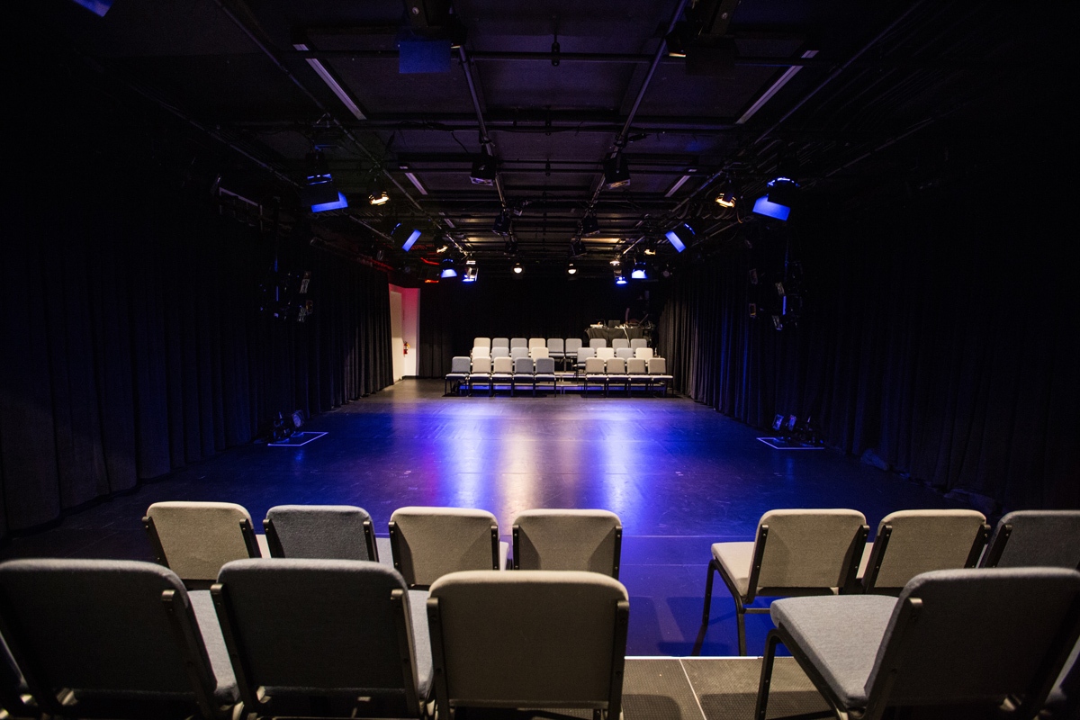 https://bricartsmedia.org/wp-content/uploads/2025/03/Artist-Studio-Empty.jpg